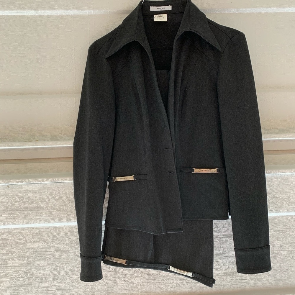 Vertigo Paris dark gray business suit M